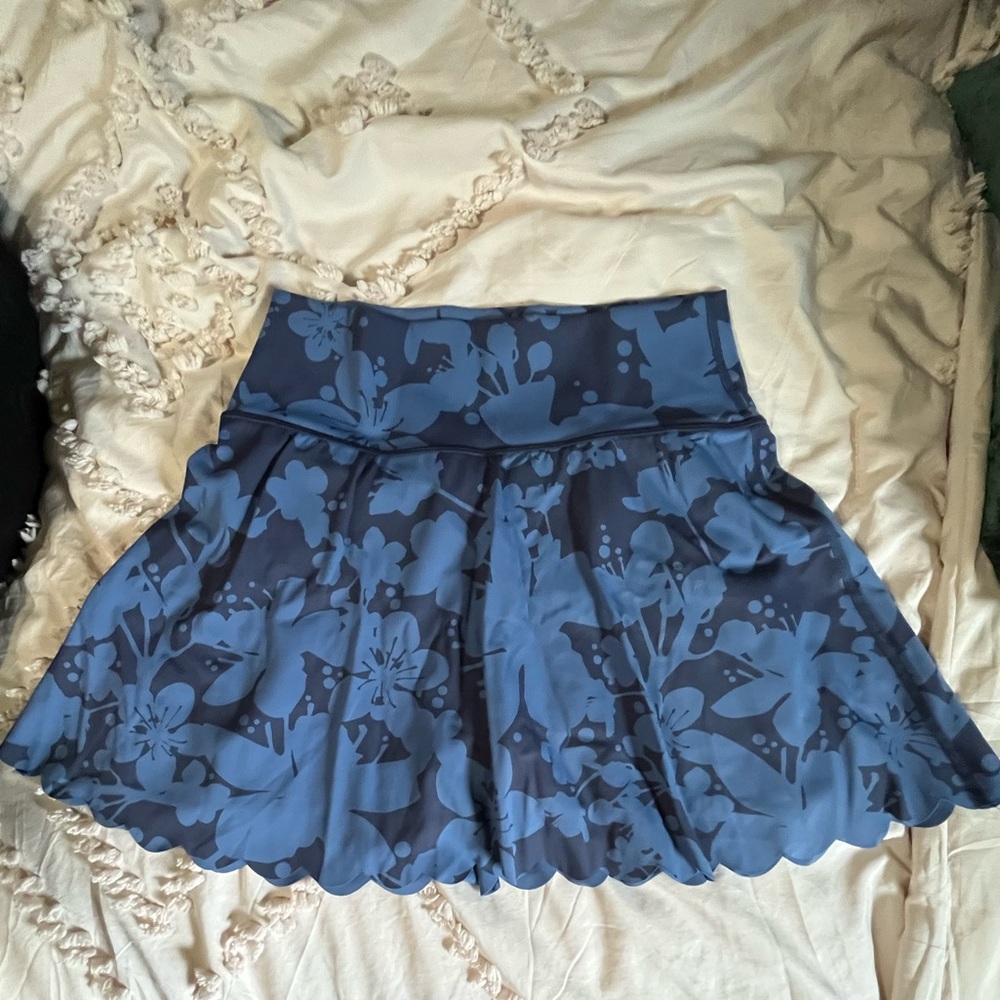 American Eagle Aerie mini skort
